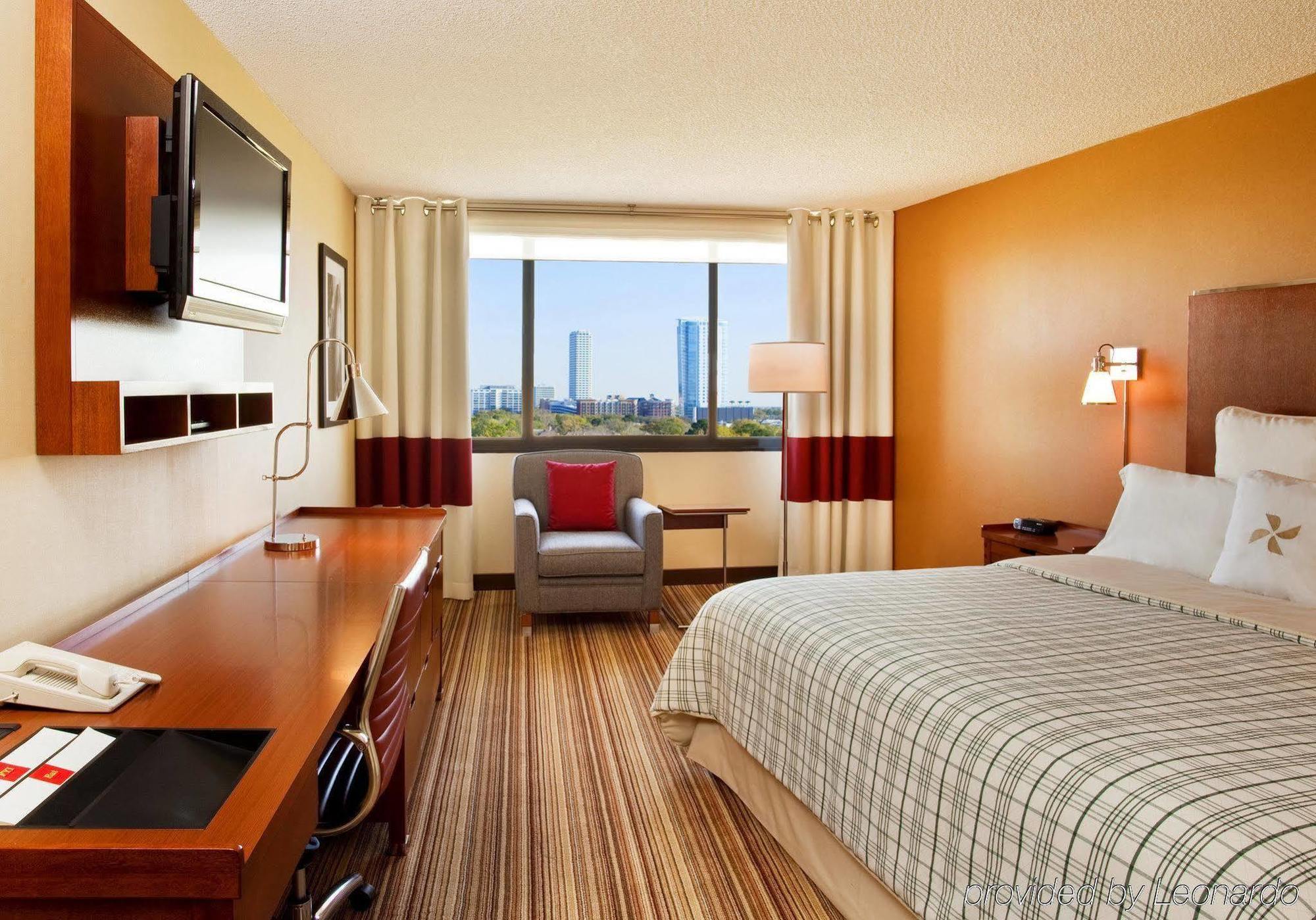 Four Points By Sheraton Houston Greenway Plaza Exterior foto
